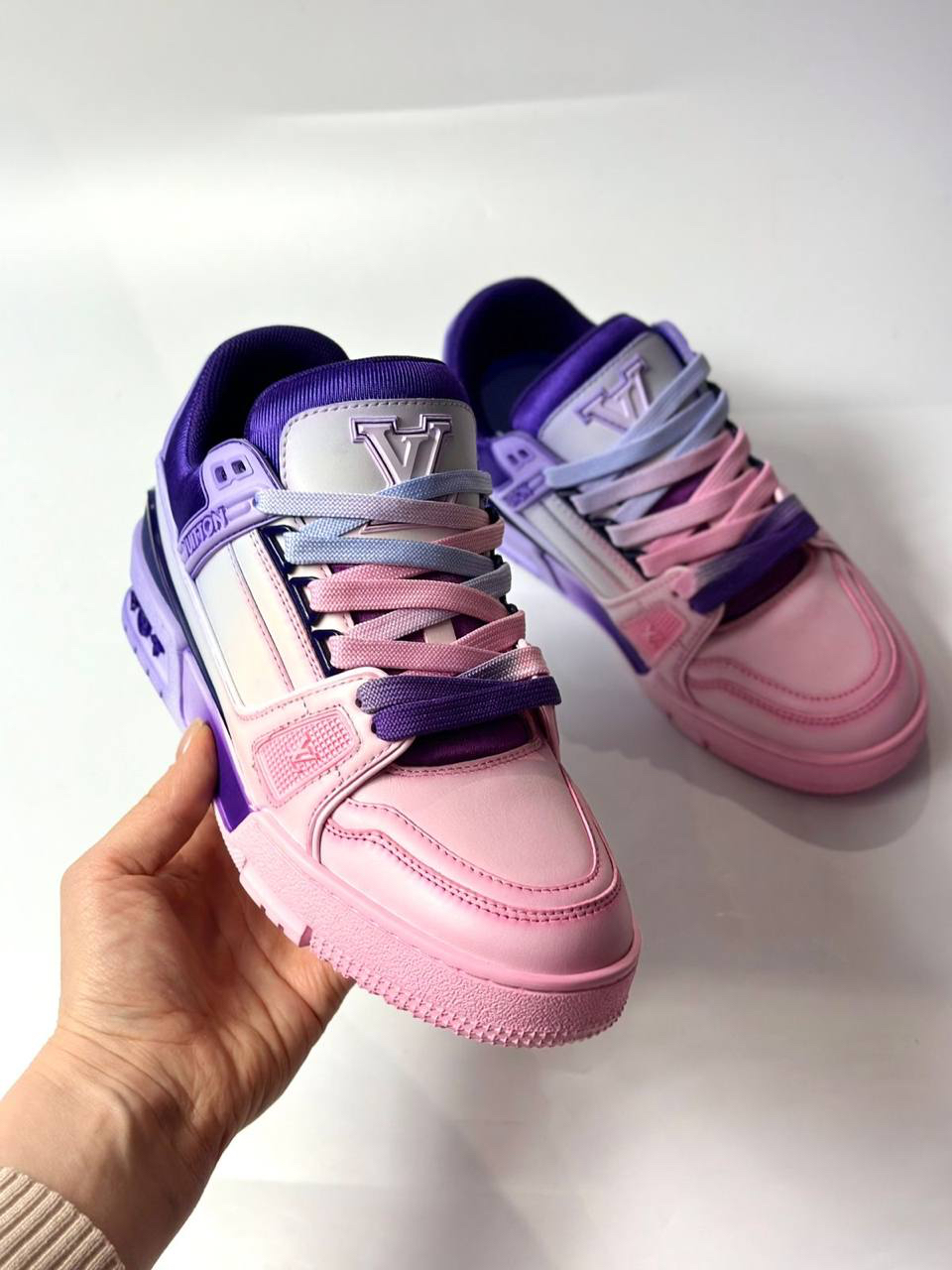 КРОСООВКИ LOUIS VUITTON детальное фото