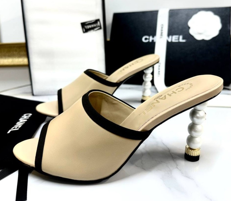 ШЛЕПКИ CHANEL фото