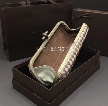 Клатч Bottega Veneta Knot детальное фото