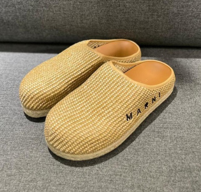 ШЛЕПКИ MARNI фото