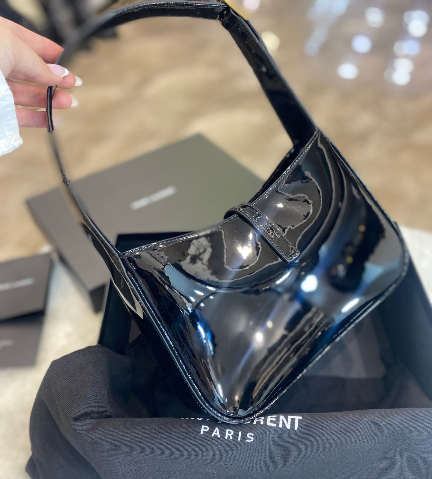 СУМКА SAINT LAURENT детальное фото