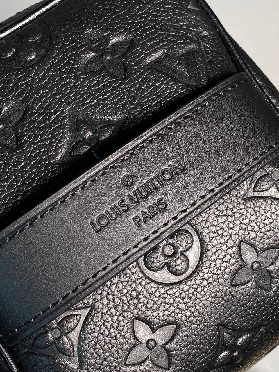 МУЖСКОЙ НЕСЕССЕР КОСМЕТИЧКА LOUIS VUITTON детальное фото