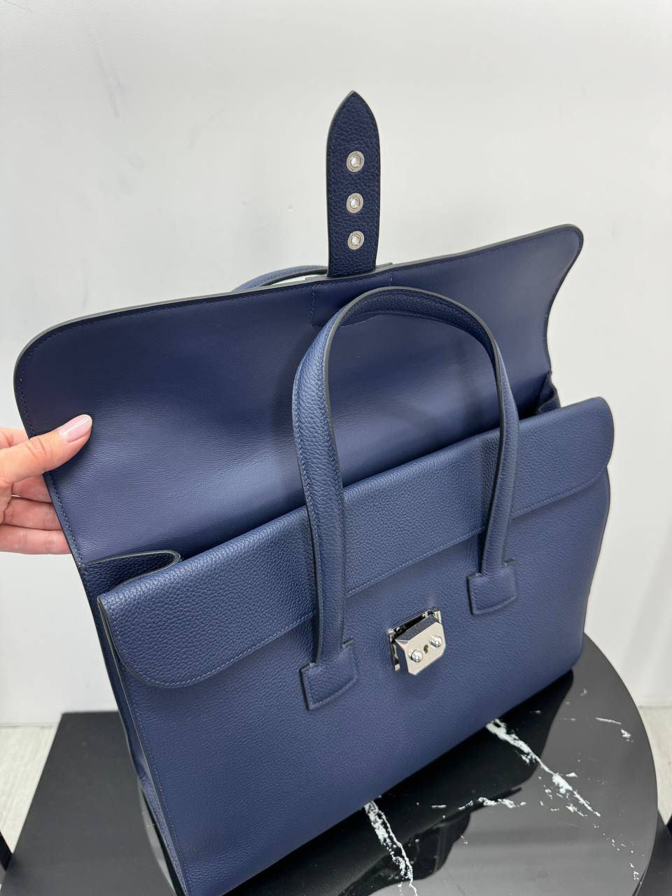 МУЖСКОЙ ПОРТФЕЛЬ LORO PIANA детальное фото