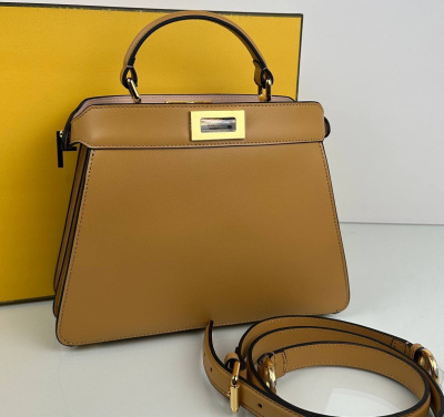 СУМКА FENDI PEEKABOO фото