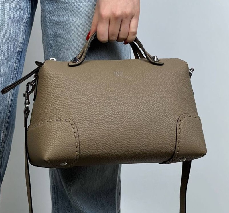 СУМКА FENDI фото