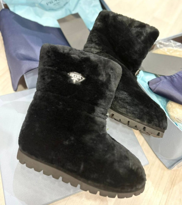 УГГИ ВАЛЕНКИ PRADA фото