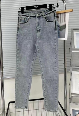 ДЖИНСЫ PRADA фото