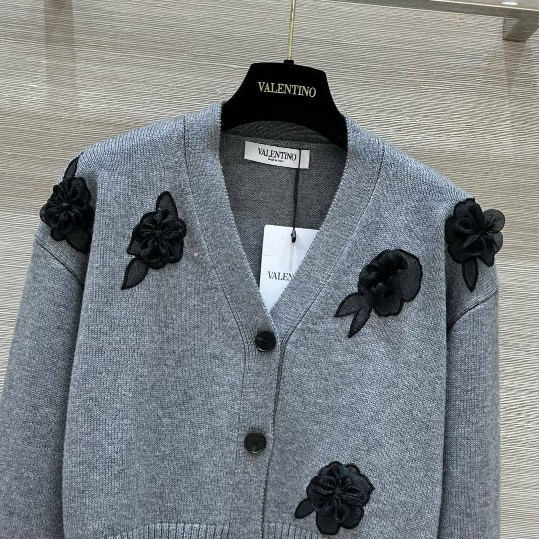 КАРДИГАН VALENTINO детальное фото