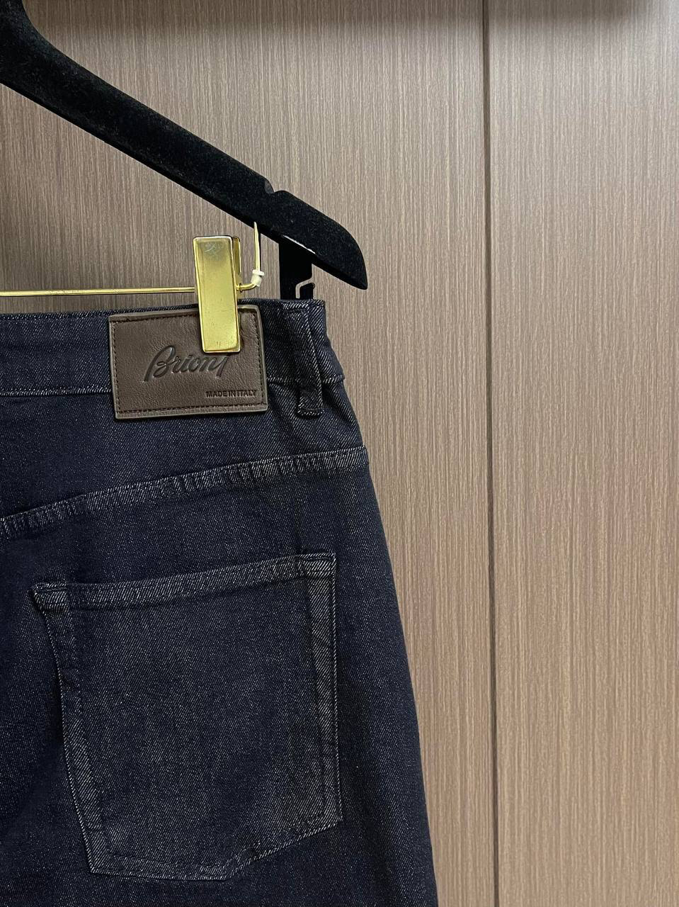 МУЖСКИЕ ДЖИНСЫ BRIONI детальное фото
