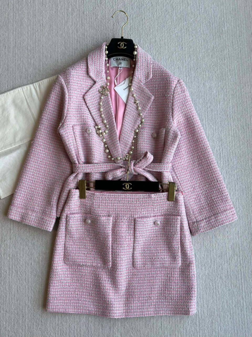 КОСТЮМ CHANEL детальное фото