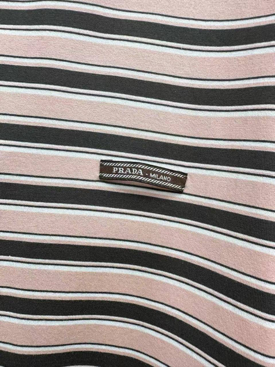 ФУТБОЛКА PRADA детальное фото