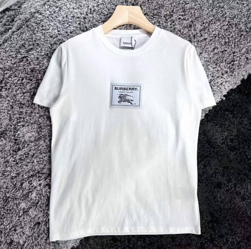 ФУТБОЛКА BURBERRY фото