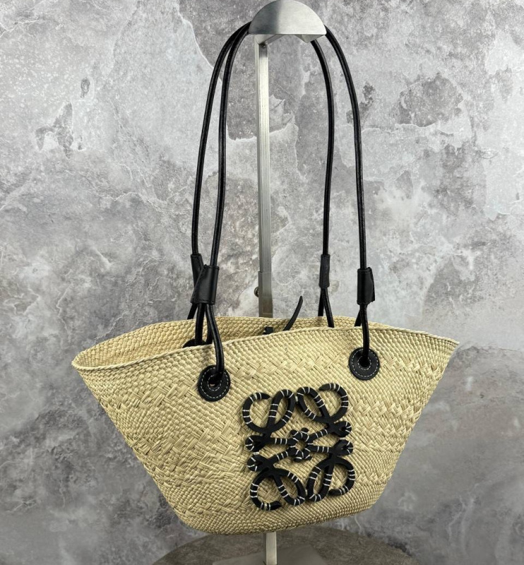 СУМКА LOEWE фото