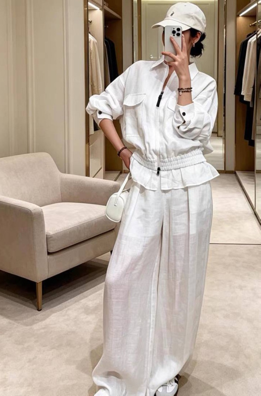 КОСТЮМ BRUNELLO CUCINELLI фото