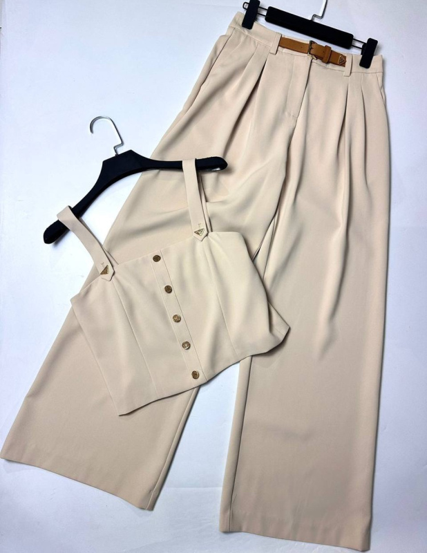 КОСТЮМ PRADA фото