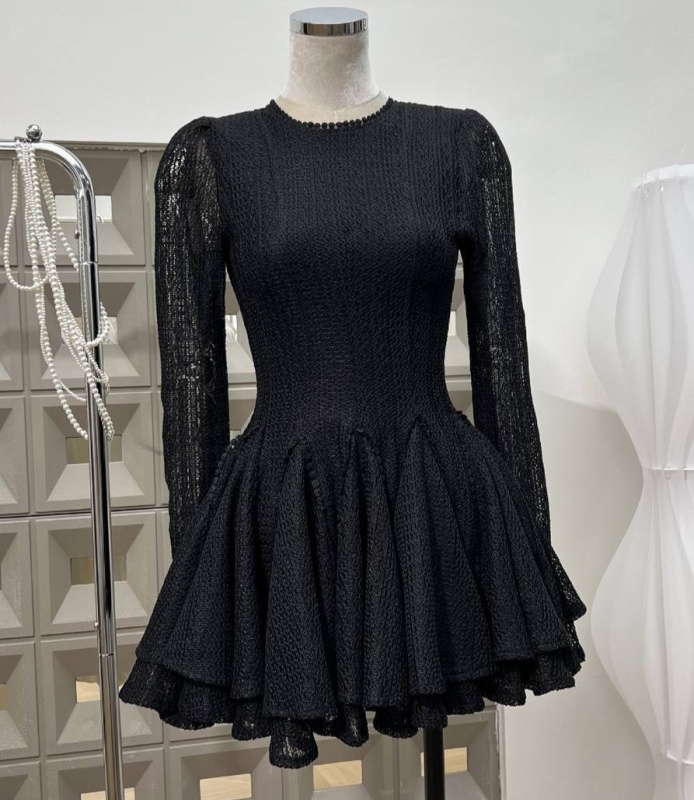 ПЛАТЬЕ ALAIA фото