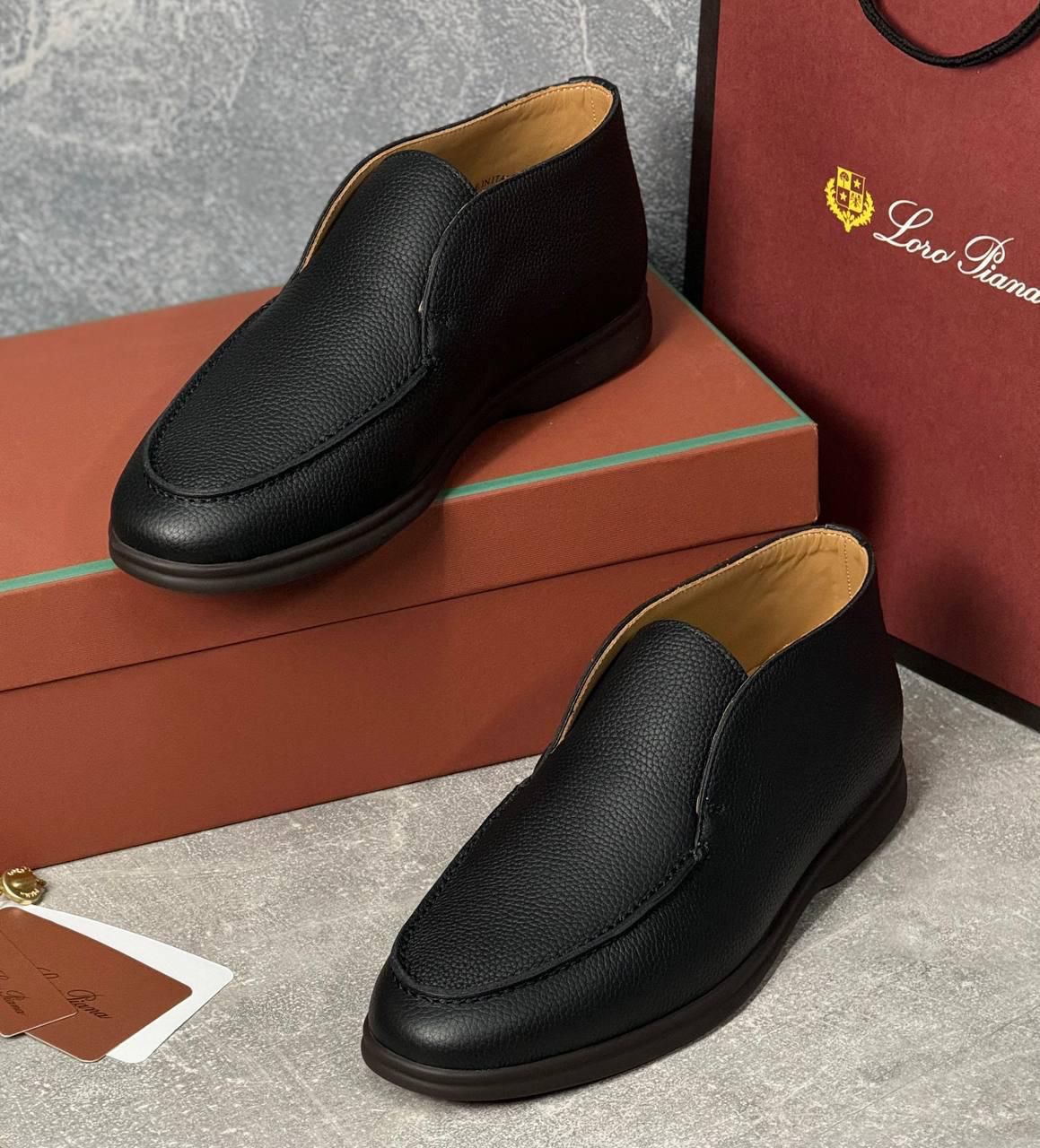 МУЖСКИЕ ЛОФЕРЫ LORO PIANA детальное фото