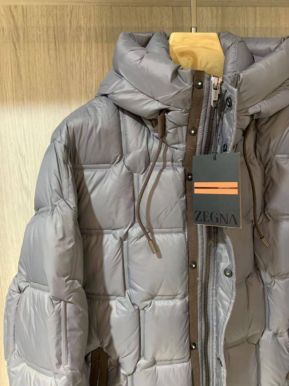 МУЖСКОЙ ПУХОВИК ZEGNA детальное фото
