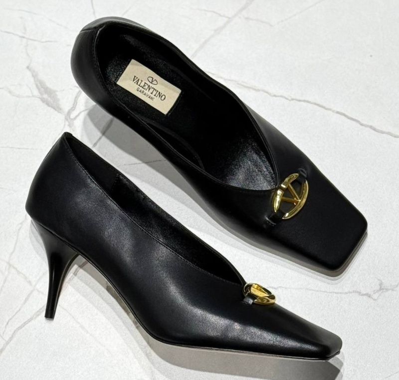 ТУФЛИ VALENTINO фото