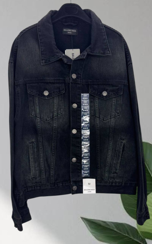 КУРТКА ДЖИНСОВКА BALENCIAGA фото