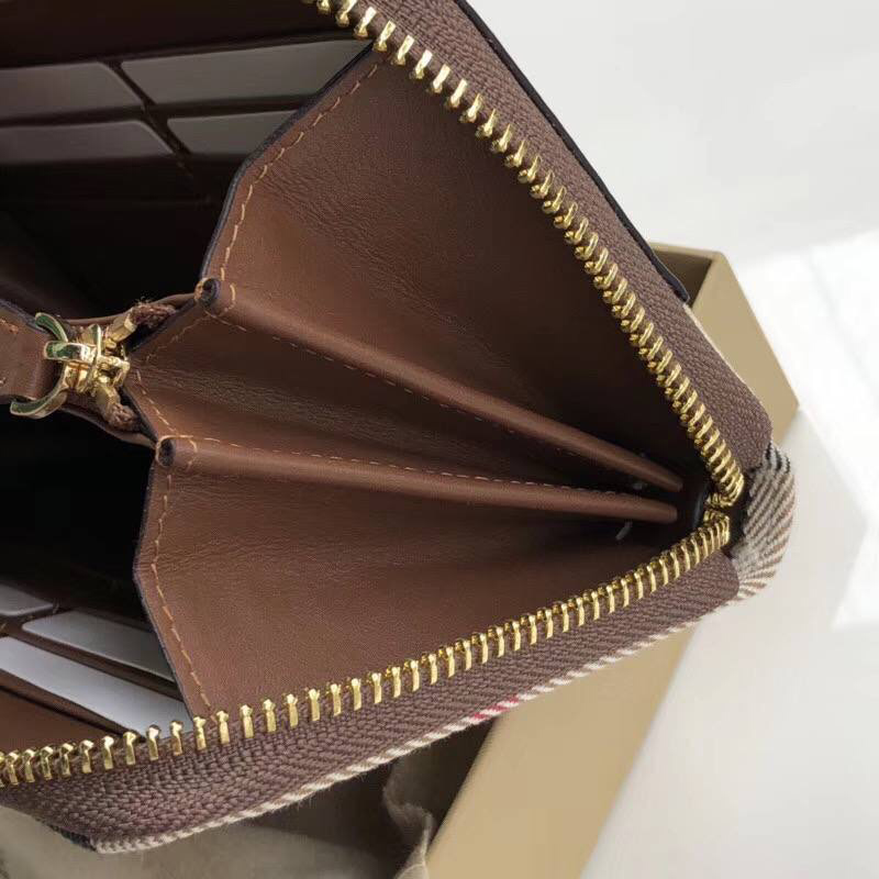 КОШЕЛЕК BURBERRY детальное фото