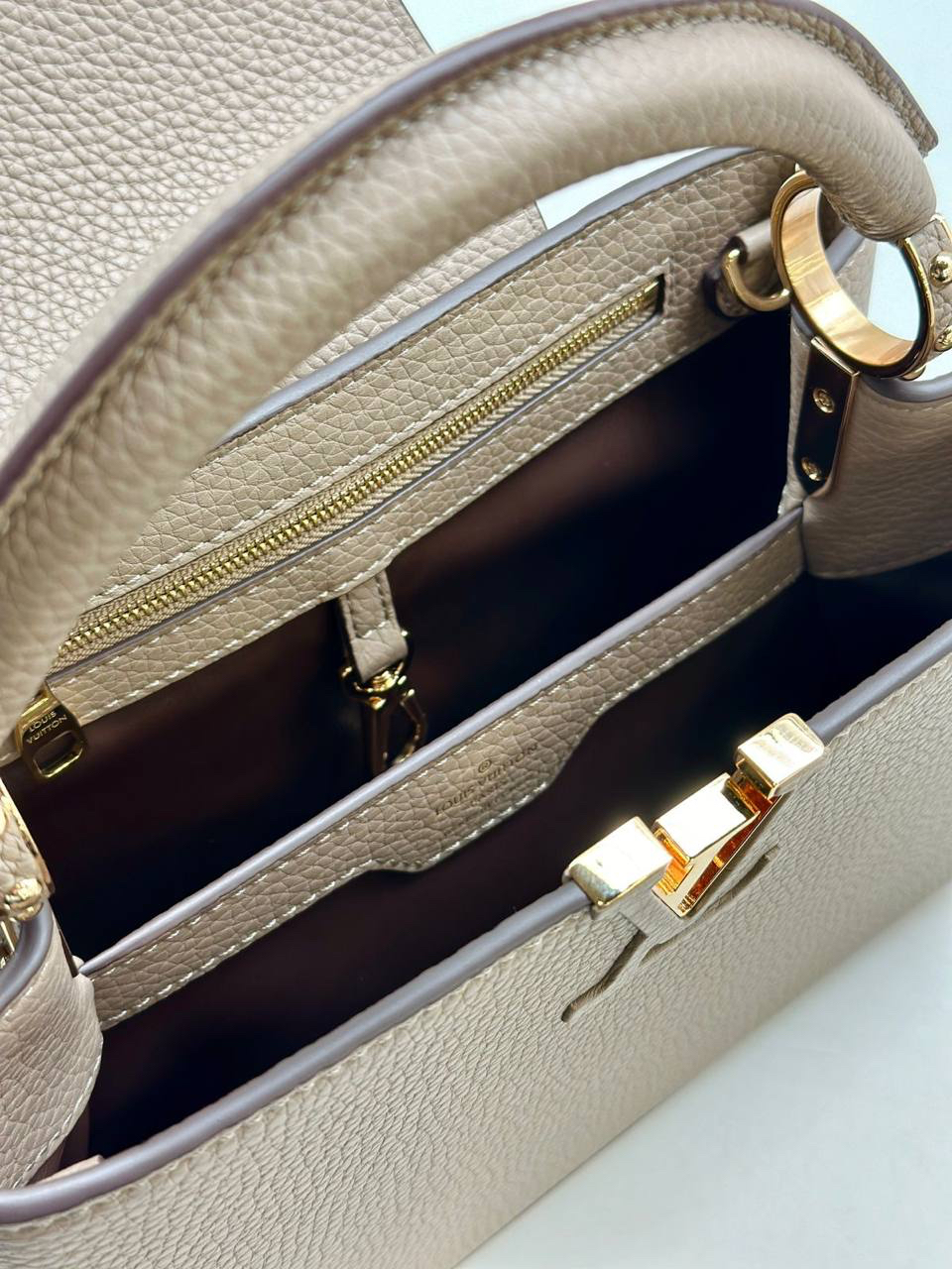 СУМКА LOUIS VUITTON детальное фото