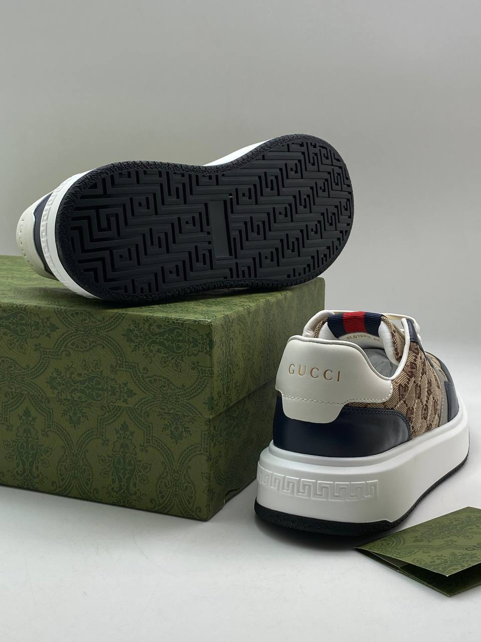 МУЖСКИЕ КЕДЫ GUCCI детальное фото