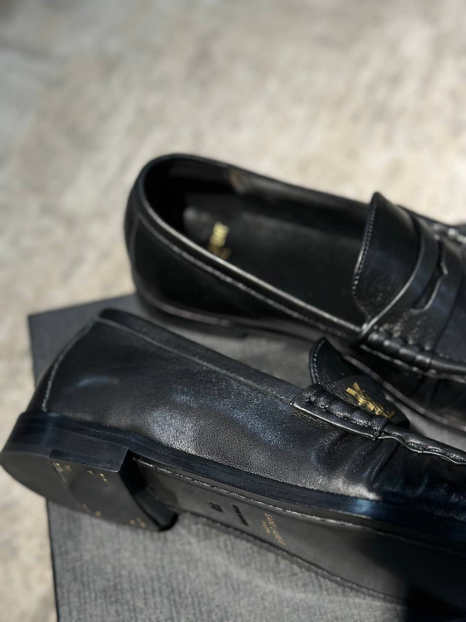 ЛОФЕРЫ SAINT LAURENT детальное фото