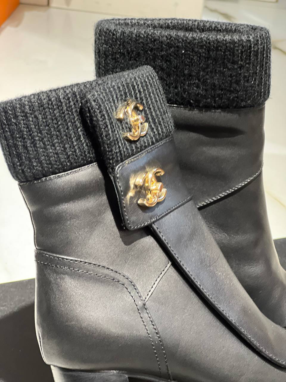 БОТИЛЬОНЫ CHANEL детальное фото