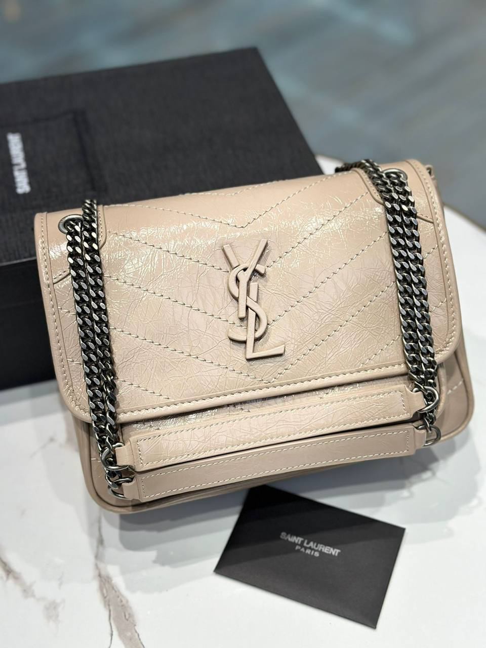 СУМКА SAINT LAURENT NIKI SMALL детальное фото