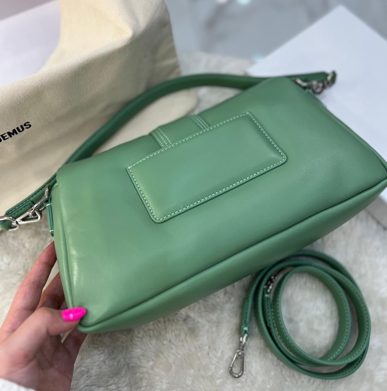 СУМКА JACQUEMUS детальное фото