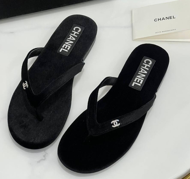 ШЛЕПКИ CHANEL фото