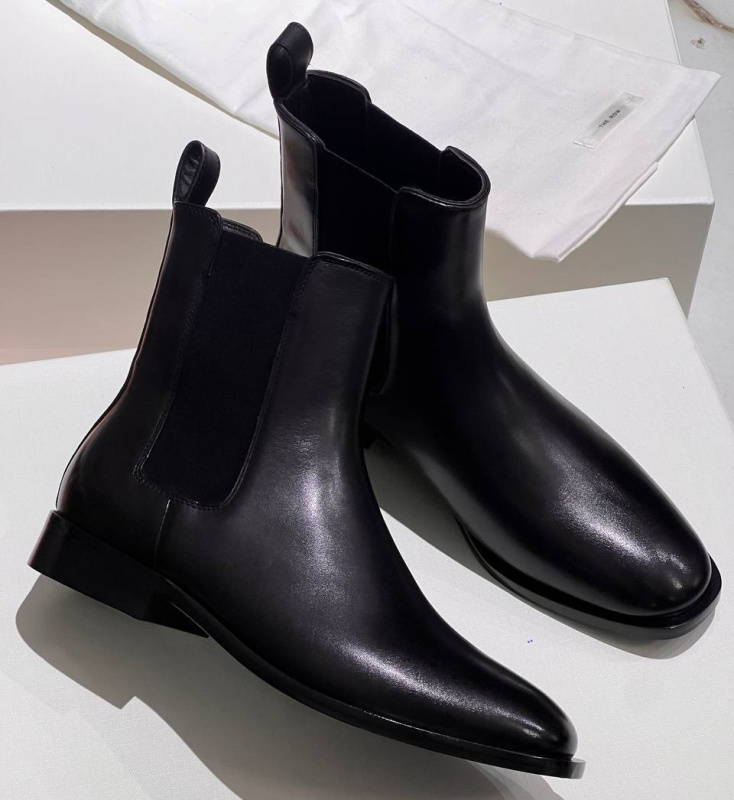 БОТИЛЬОНЫ THE ROW фото