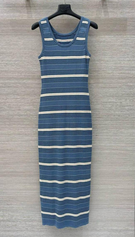 ПЛАТЬЕ PRADA фото