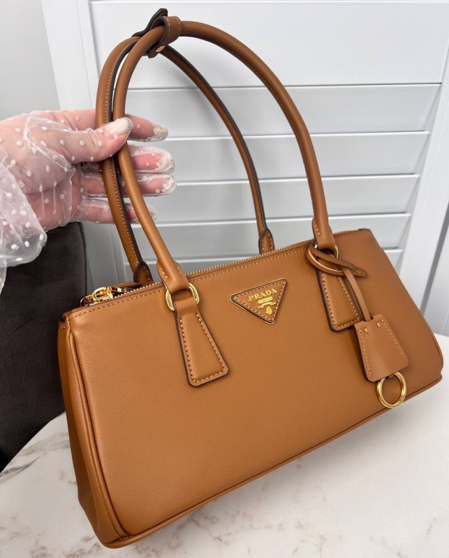 СУМКА PRADA фото