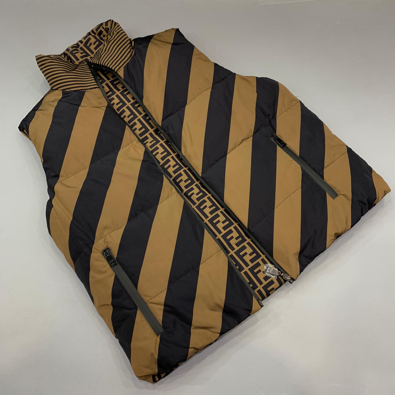 ЖИЛЕТ FENDI двухсторонний детальное фото