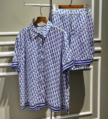 КОСТЮМ CHRISTIAN DIOR фото