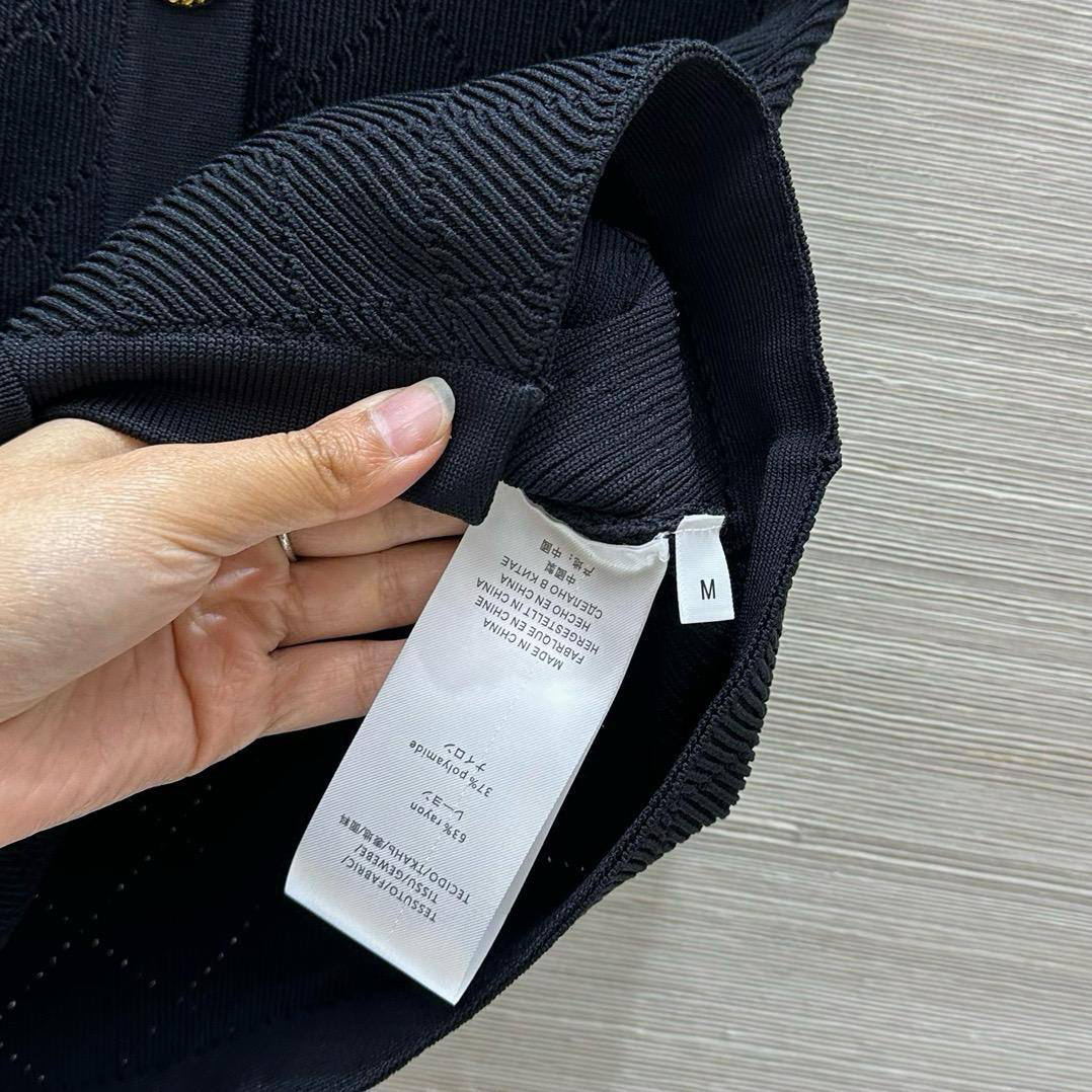 КОСТЮМ BALMAIN детальное фото