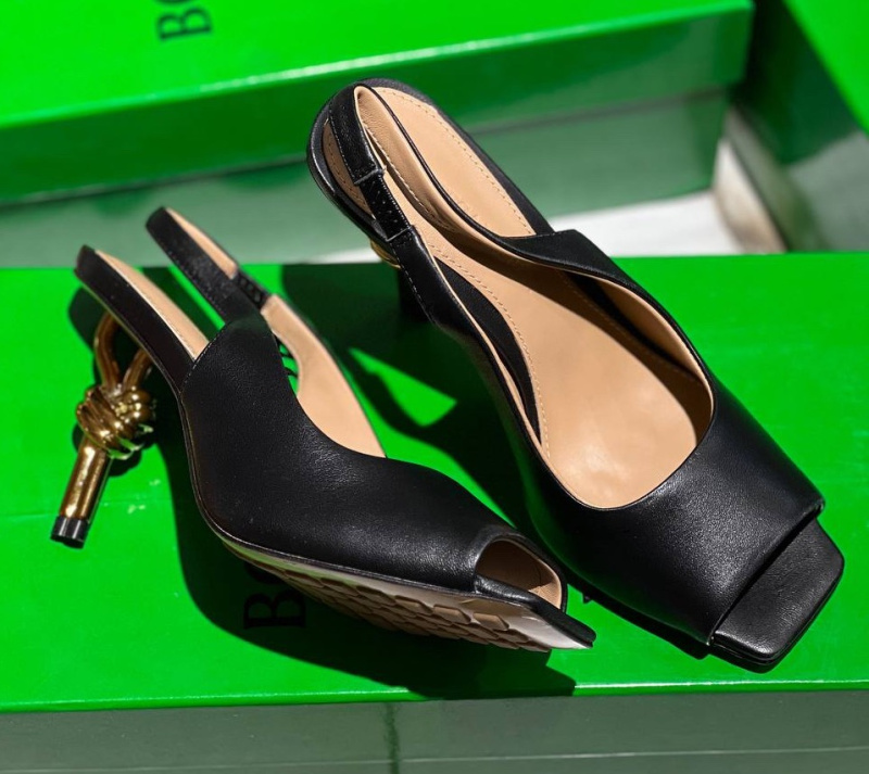 БОСОНОЖКИ BOTTEGA VENETA фото