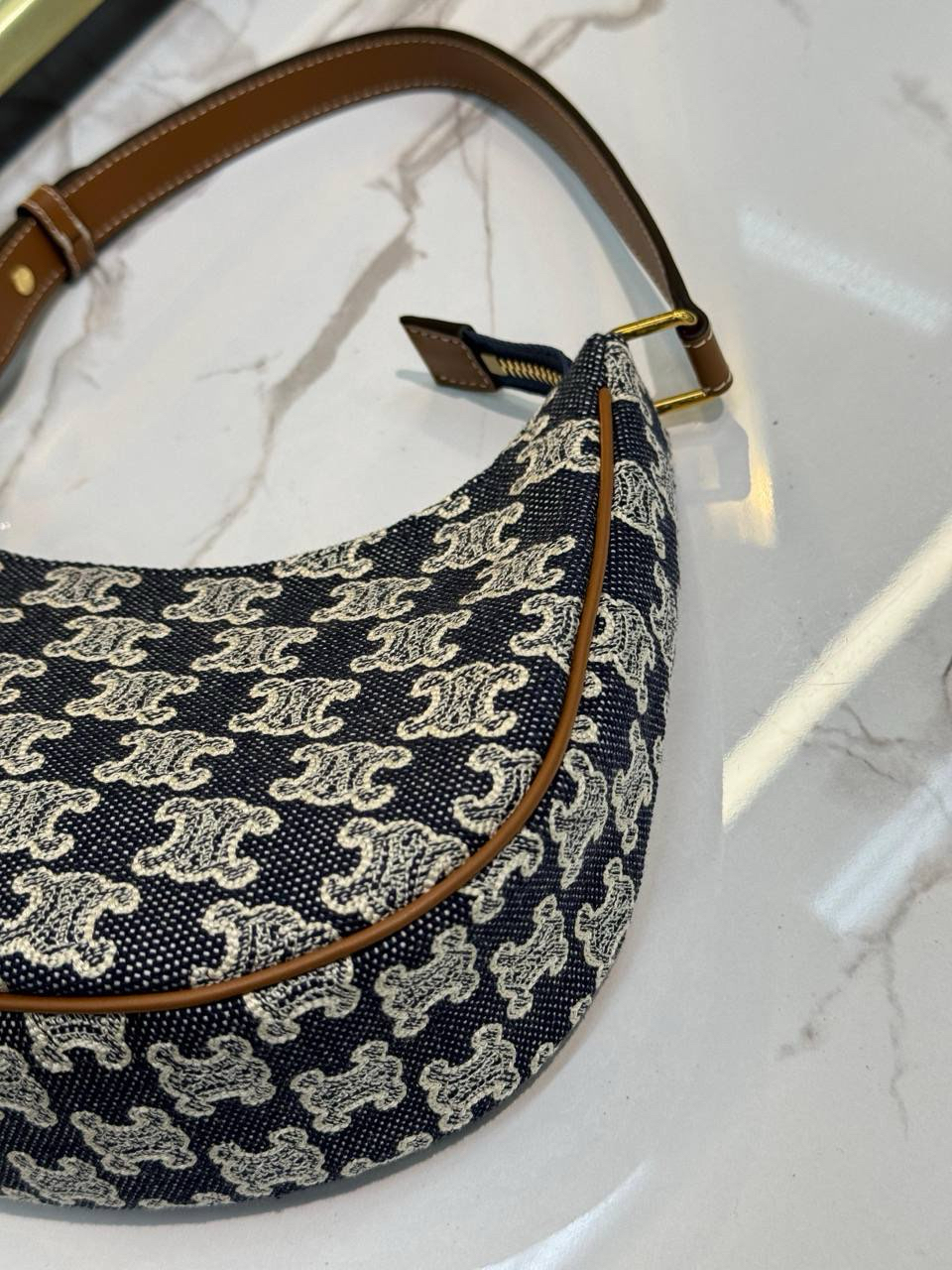 СУМКА CELINE AVA детальное фото