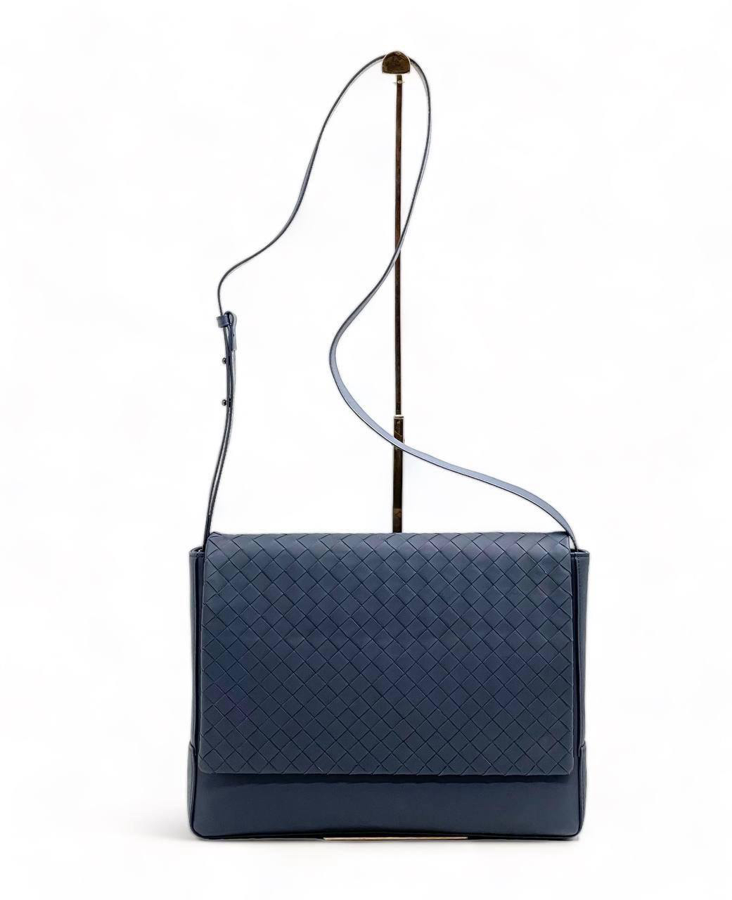МУЖСКАЯ СУМКА МЕССЕНДЖЕР BOTTEGA VENETA детальное фото