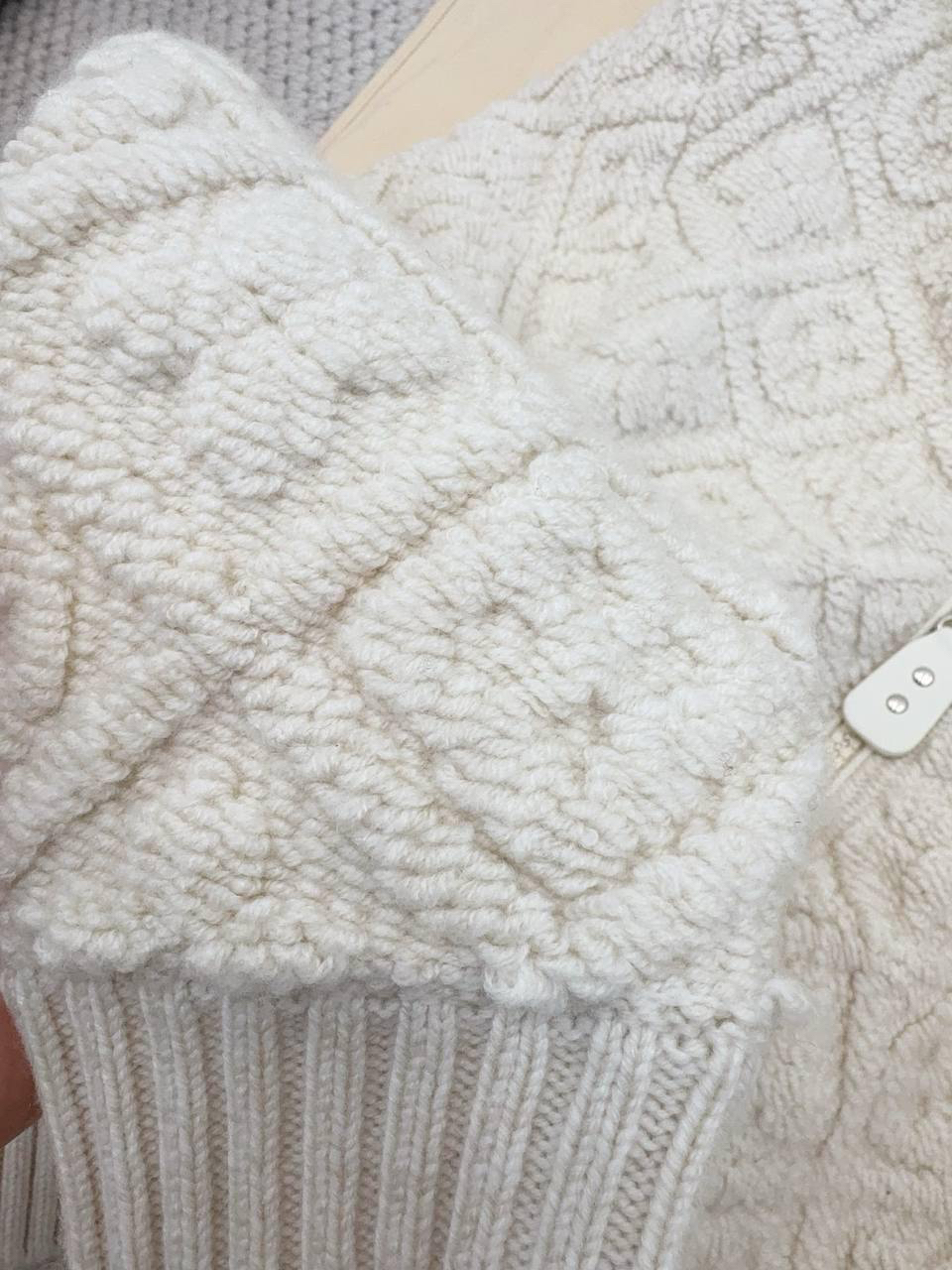 КАРДИГАН LOUIS VUITTON детальное фото