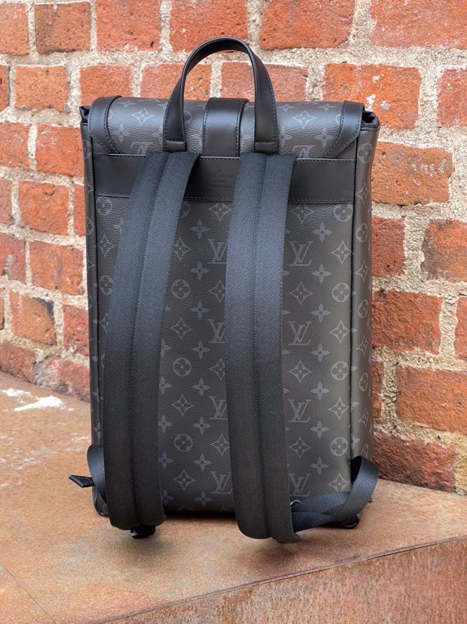 МУЖСКОЙ РЮКЗАК LOUIS VUITTON детальное фото