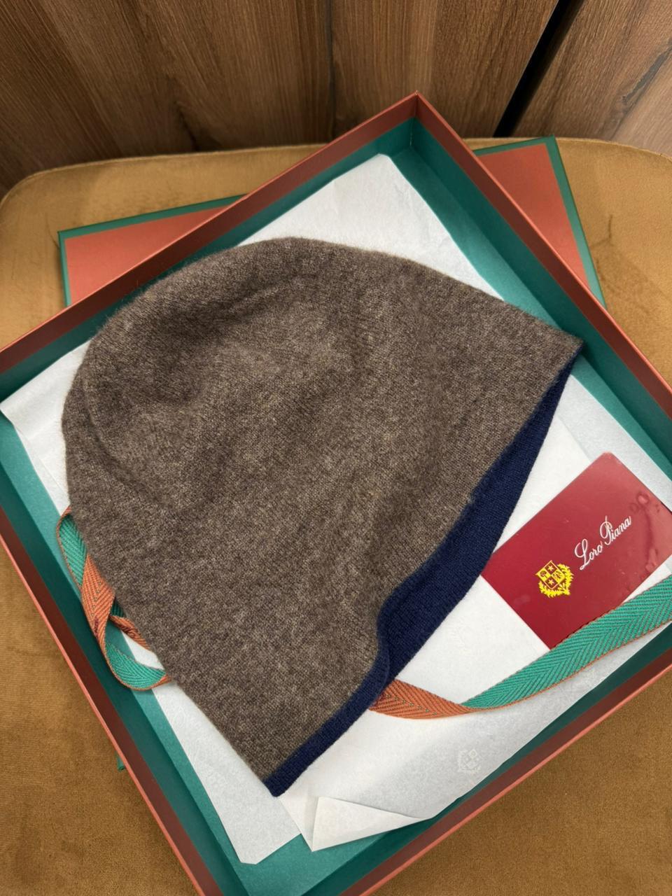 ШАПКА LORO PIANA детальное фото