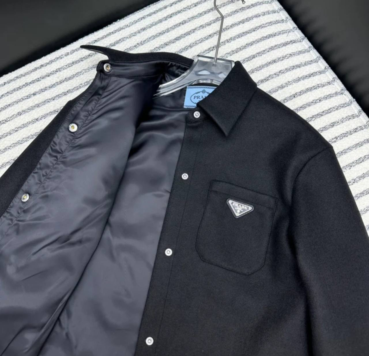 РУБАШКА УТЕПЛЕННАЯ PRADA детальное фото