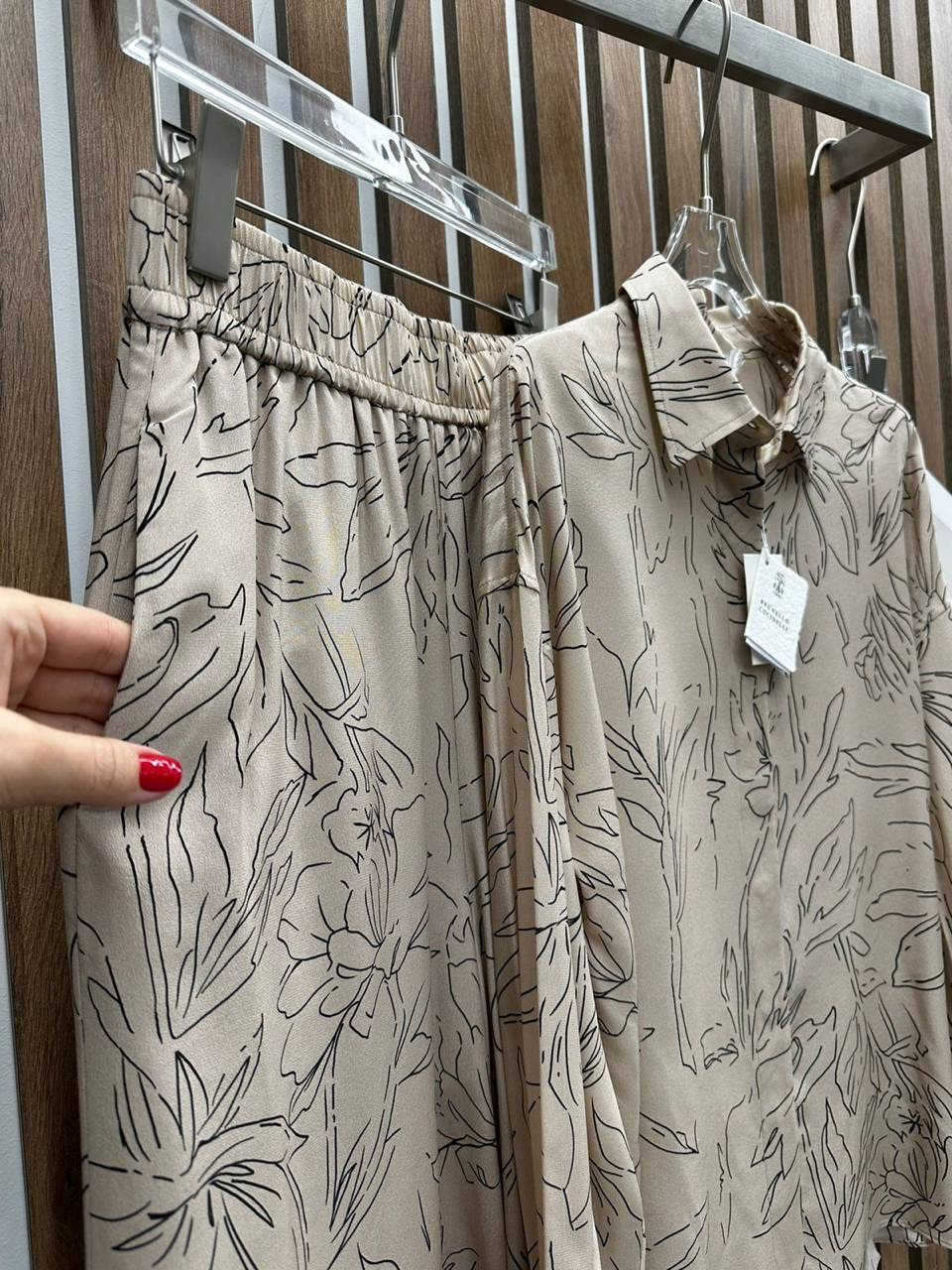 КОСТЮМ BRUNELLO CUCINELLI детальное фото