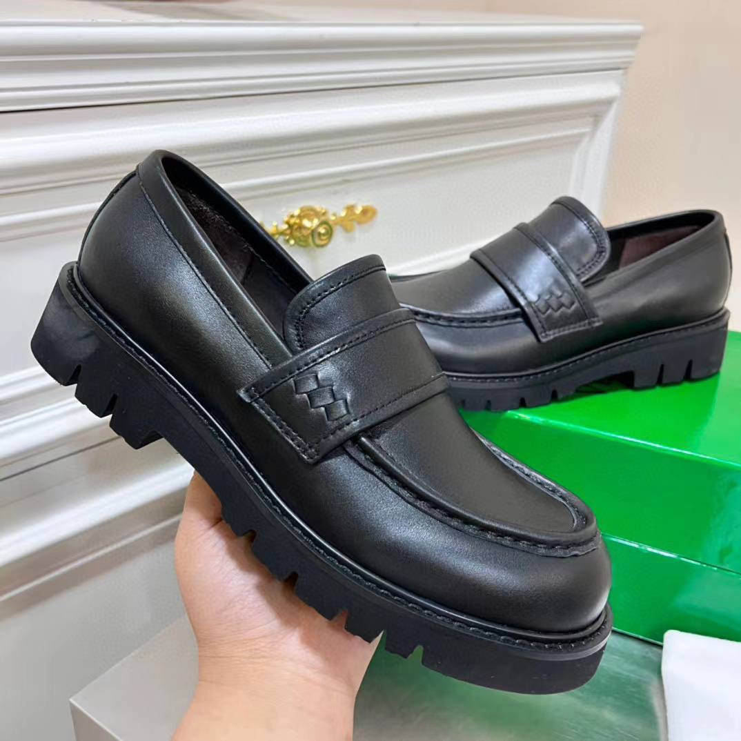 МУЖСКИЕ ЛОФЕРЫ BOTTEGA VENETA детальное фото