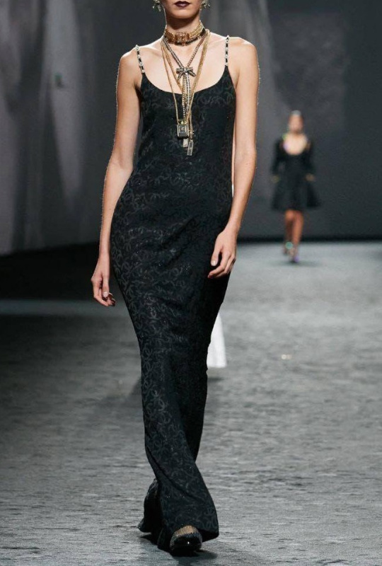 ПЛАТЬЕ CHANEL фото