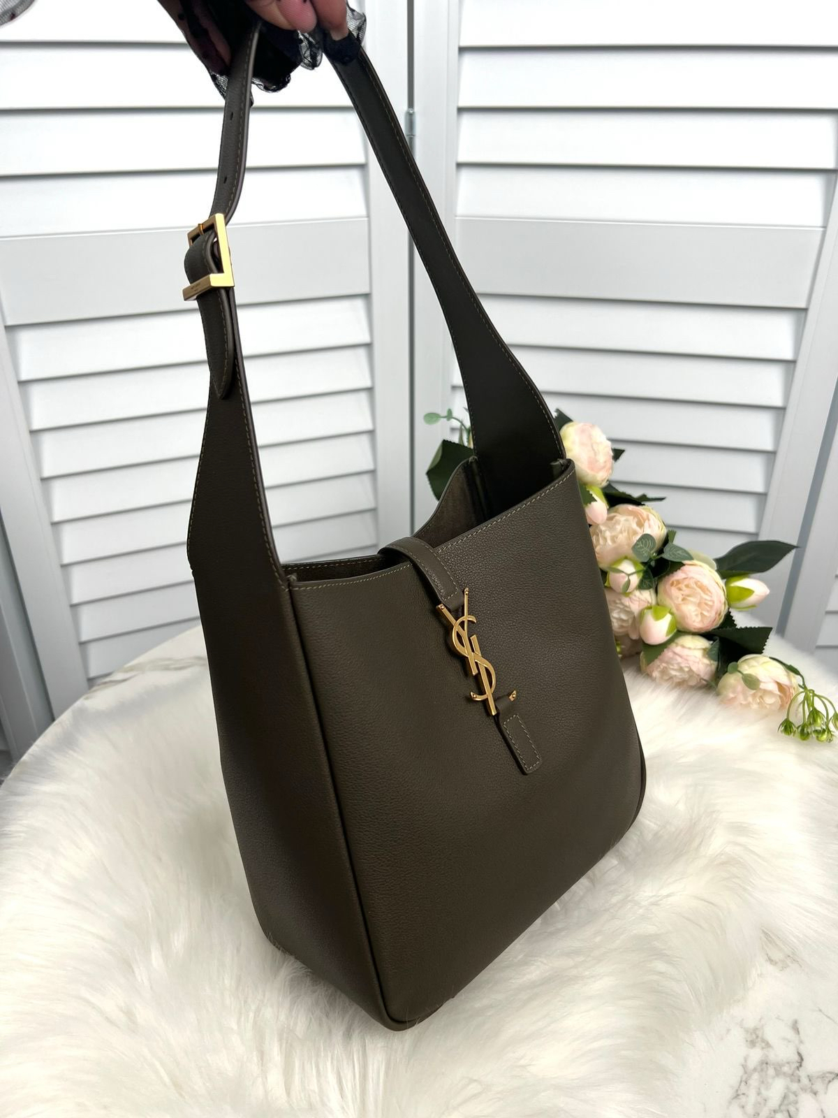 СУМКА SAINT LAURENT детальное фото