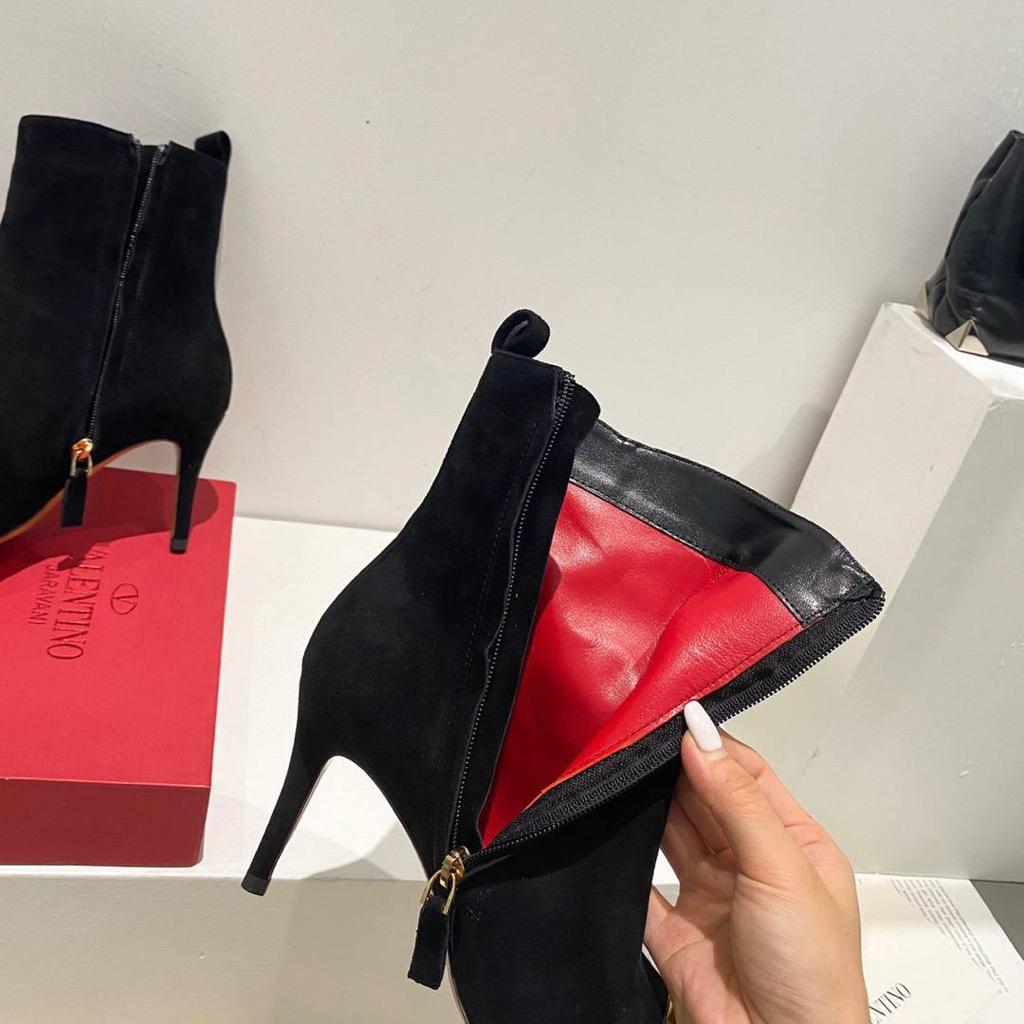 БОТИЛЬОНЫ VALENTINO детальное фото